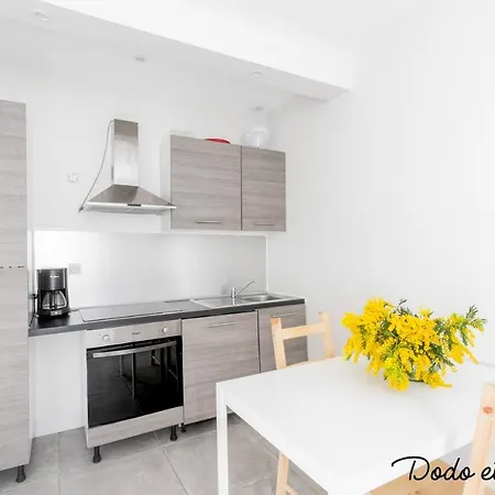 Bright 2 Bedroom With Ac - Dodo Et Tartine *